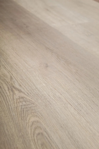 Каменно-полимерная плитка Respect Floor 4210 Дуб Светлый